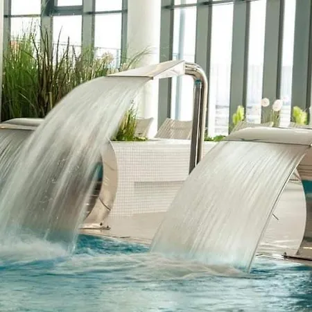Polanki Aqua Industrial Nielimitowany Dostep Do Basenow - Saun - Miejsce Postojowe Free Apartament Kołobrzeg