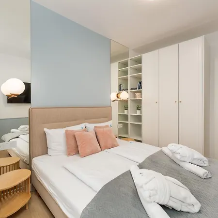 POLANKI AQUA INDUSTRIAL nielimitowany dostęp do BASENÓW - SAUN - miejsce postojowe FREE