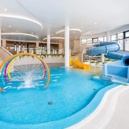 Polanki Aqua Industrial Nielimitowany Dostęp Do Basenów - Saun - Miejsce Postojowe Free